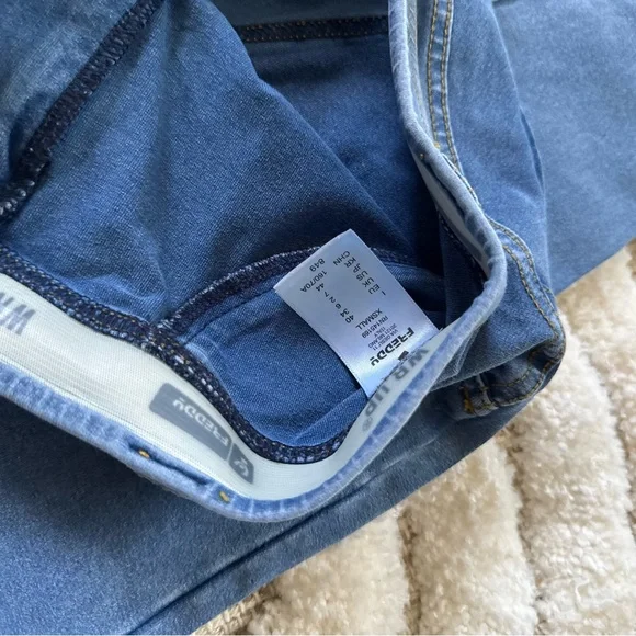 Freddy Women's Skinny Jeans in Blue - Picture 4 of 4